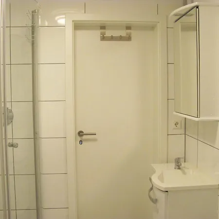 斯多辰法尔布公寓 招待所 梅明根