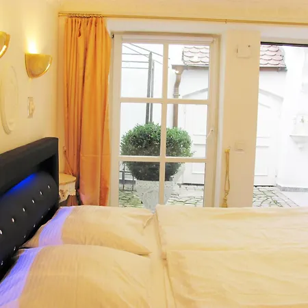 招待所 斯多辰法尔布公寓 3*