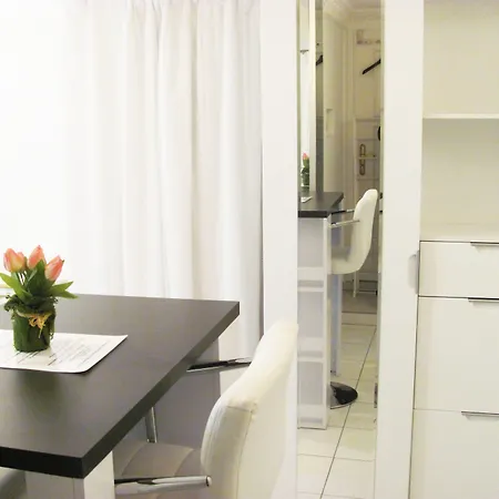 斯多辰法尔布公寓 梅明根