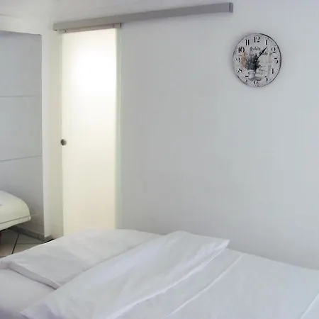 Guest house Storchenfaerbe 3*