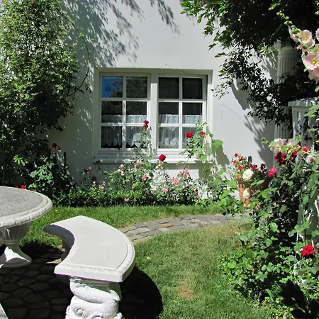 Storchenfaerbe Guest house