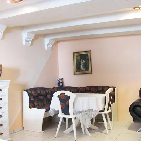 Penzion Storchenfaerbe 3*