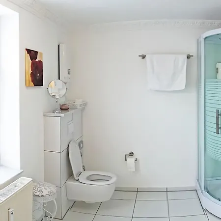 Storchenfaerbe 3* Memmingen