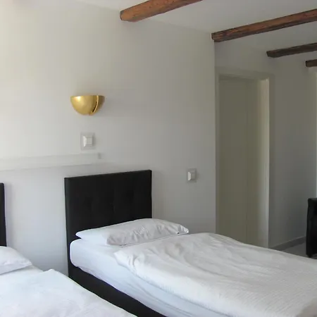 Storchenfaerbe 3* Memmingen