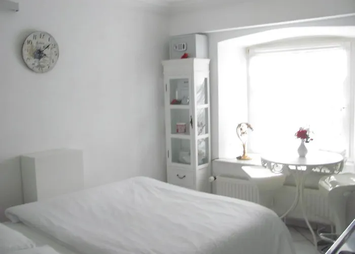 Storchenfaerbe 3* Memmingen