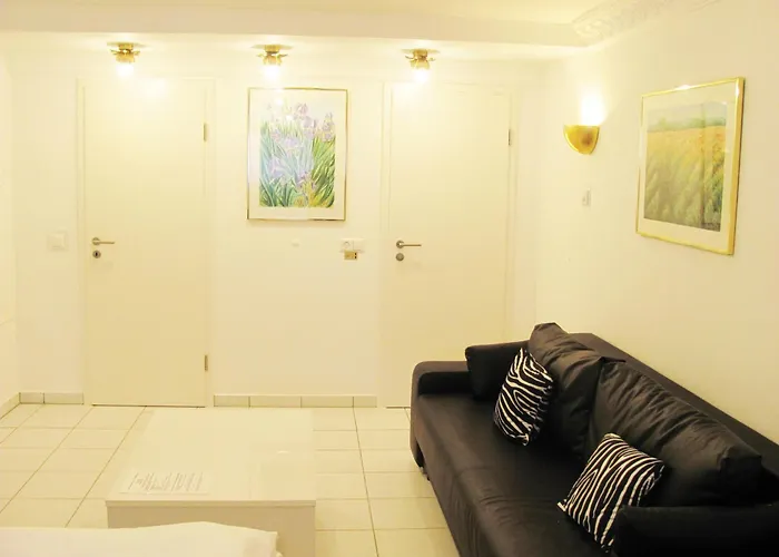 Storchenfaerbe Pensionat Memmingen