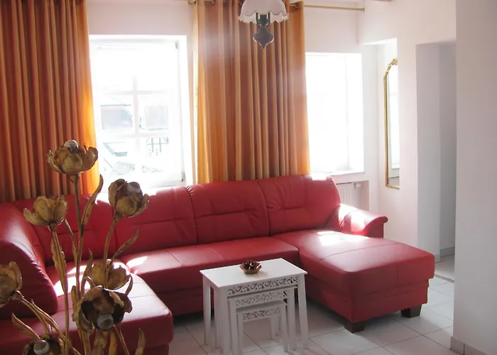 Storchenfaerbe Pensionat Memmingen