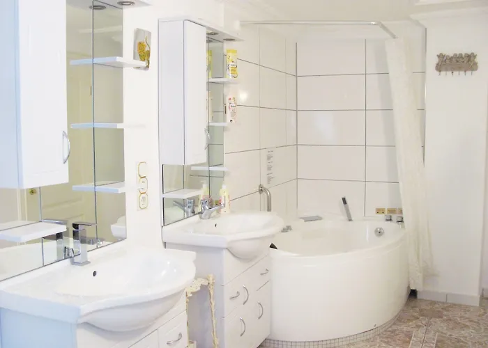 Storchenfaerbe Pensionat