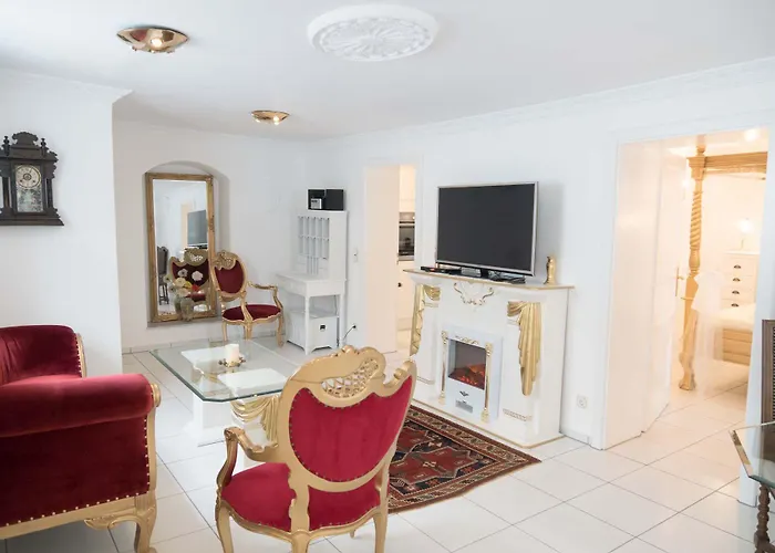 Storchenfaerbe 3* Memmingen